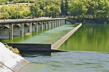 Fototapeta premium Modern bridge at Greece beyond Aliakmon river
