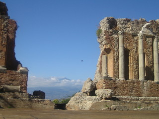 Das antike Theater mit Blick auf den &Auml;tna