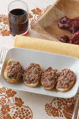Crostini al pate di fegato - Antipasti del Veneto