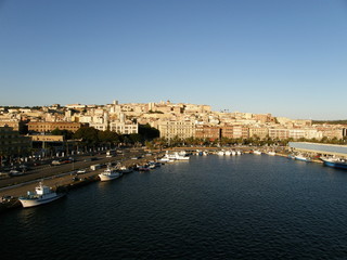 port de cagliari en sardaigne