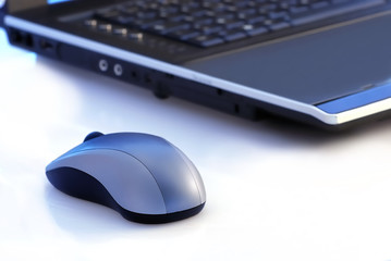 souris sans fil © Tilio & Paolo