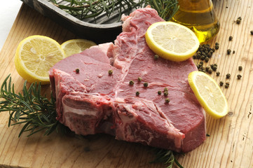 Bistecca fiorentina cruda