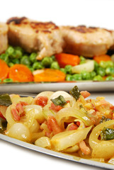 Oignons revenus et légumes.