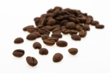 grain coffee arabiko taken pictures on white background