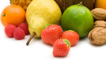 Fototapeta na wymiar fresh fruits on white background