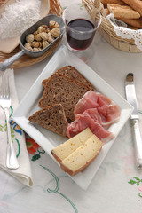 Pane di castagne - Antipasti Emilia Romagna