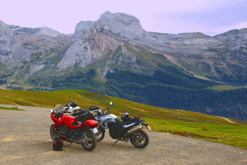 Motos en montagne