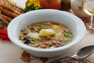 Minestrone alla lombarda - Primi - Ricette della Lombardia