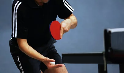  table tennis player serving © DWP