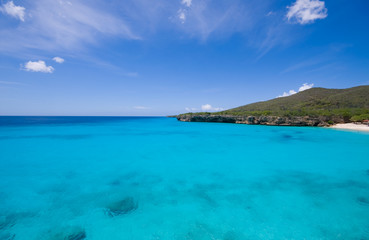 Fototapeta na wymiar Karaiby widok zatoki niebieski