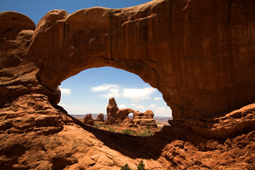 Blick durch das North Window auf den Turret Arch © Andreas Edelmann
