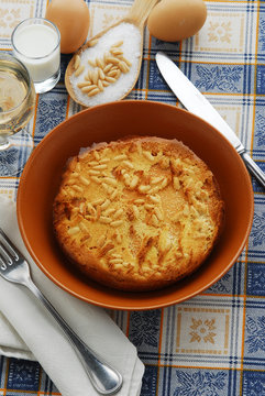 Pinolata - Dolce - Ricetta della Toscana