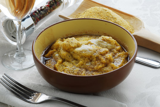 Polenta uncia - Primi piatti - Ricetta della Lombardia