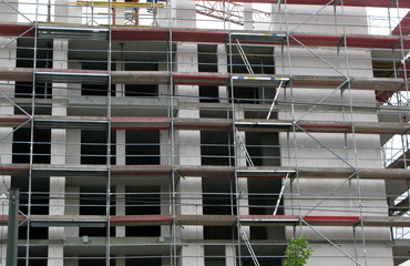 Echafaudage sur chantier de construction, Berlin, Allemagne.