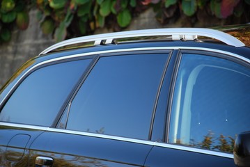 Obraz premium dettaglio barre laterali station wagon