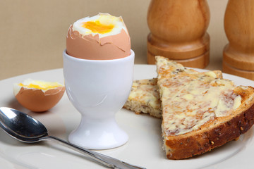 Soft bolied egg with wholemeal toast