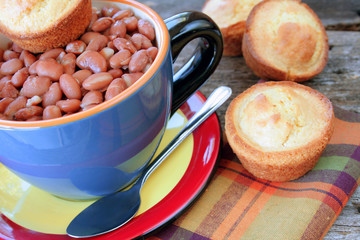 Pinto Beans and Corn Bread