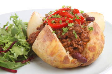 Jacket potato filled with chilli con carne