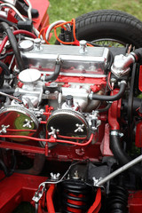 4 Zylinder Vergaser Motor