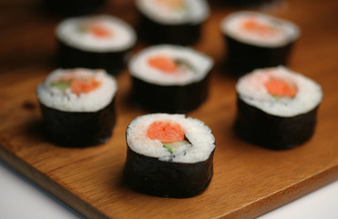 Spicy salmon sushi roll