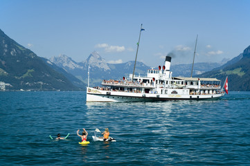 Dampfschiff auf dem Vierwaldstättersee