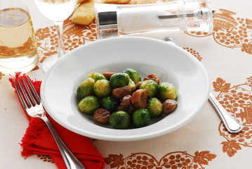 Cavolini alle castagne - Contorni della cucina vegetariana