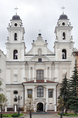 Fototapeta na wymiar Building of the Jesuit church of 17 centuries in Minsk city