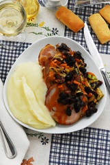 Arrotolato di maiale alle prugne - Secondi carne del Veneto