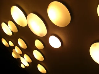 luminaires like luminaries © Gabriele Abu-Dayeh