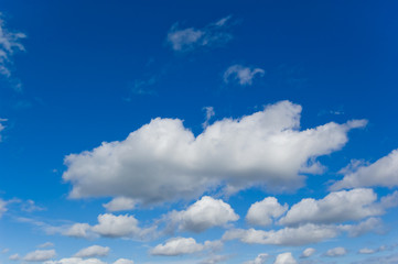 Fototapeta premium céu parcialmente nublado