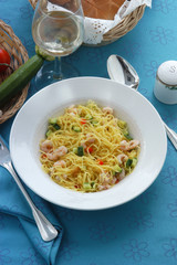 Tagliolini ai gamberetti e zucchine - Primi - Emilia Romagna