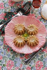 Panna cotta con nocciole tostate - Dolci Lombardia