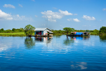 Tonle Sap lake, Siem reap. Cambodia. - obrazy, fototapety, plakaty
