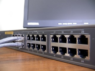 Gigabit ethernet 24-ports switch - obrazy, fototapety, plakaty