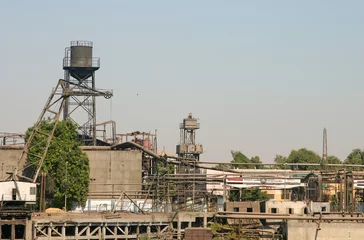 Fototapete Rund usine industrielle d'un pays en voie de développement © Eléonore H