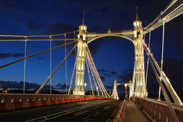 Albert Bridge at night