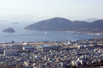 Jinhae im Herbst