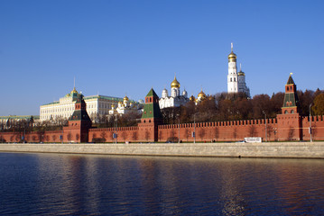 Obraz premium Moscow Kremlin wall and river, Russia