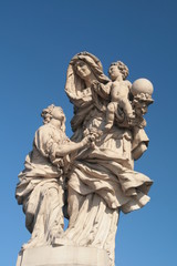 Fototapeta na wymiar Statue dans Prague Praha