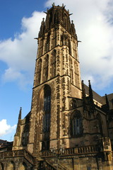 Fototapeta premium Historische Salvatorkirche in Duisburg