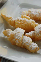 Mezzelune o Cornetti alla grappa - Dolci - Cucina dell istria