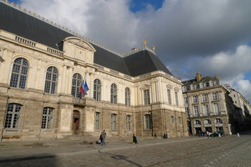 Fototapeta na wymiar parlement de Rennes