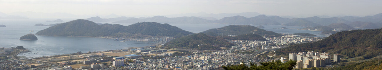 Jinhae im Herbst