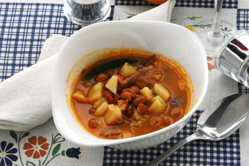 Minestria istriana - Primi - Ricette della Croazia e Slovenia