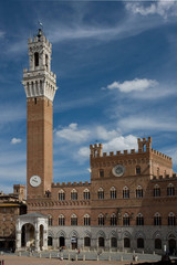 Obraz premium The Torre del Mangia, Sienna