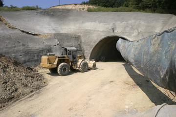Tunneleinfahrt auf der Baustelle