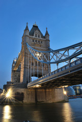 Fototapeta na wymiar Tower Bridge looking upstream