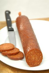 angeschnittene Paprikasalami