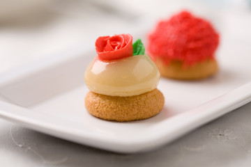 Small cookie on a plate