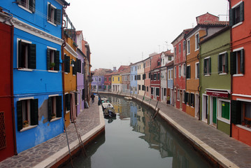 Fototapeta na wymiar Maisons colorées à Burano
